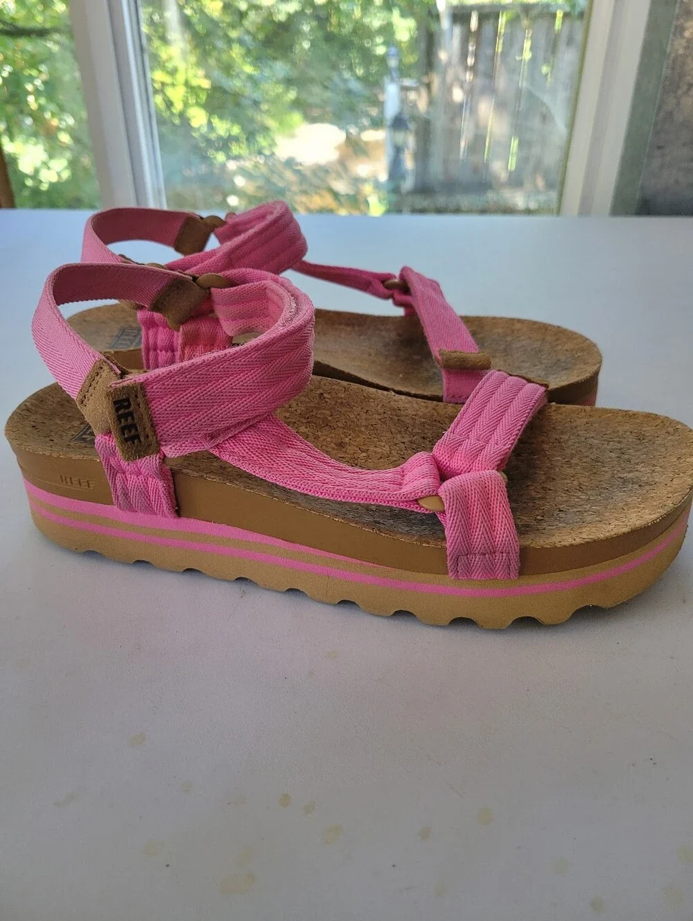REEF 8.5 Pink Strap Platform Sandals
